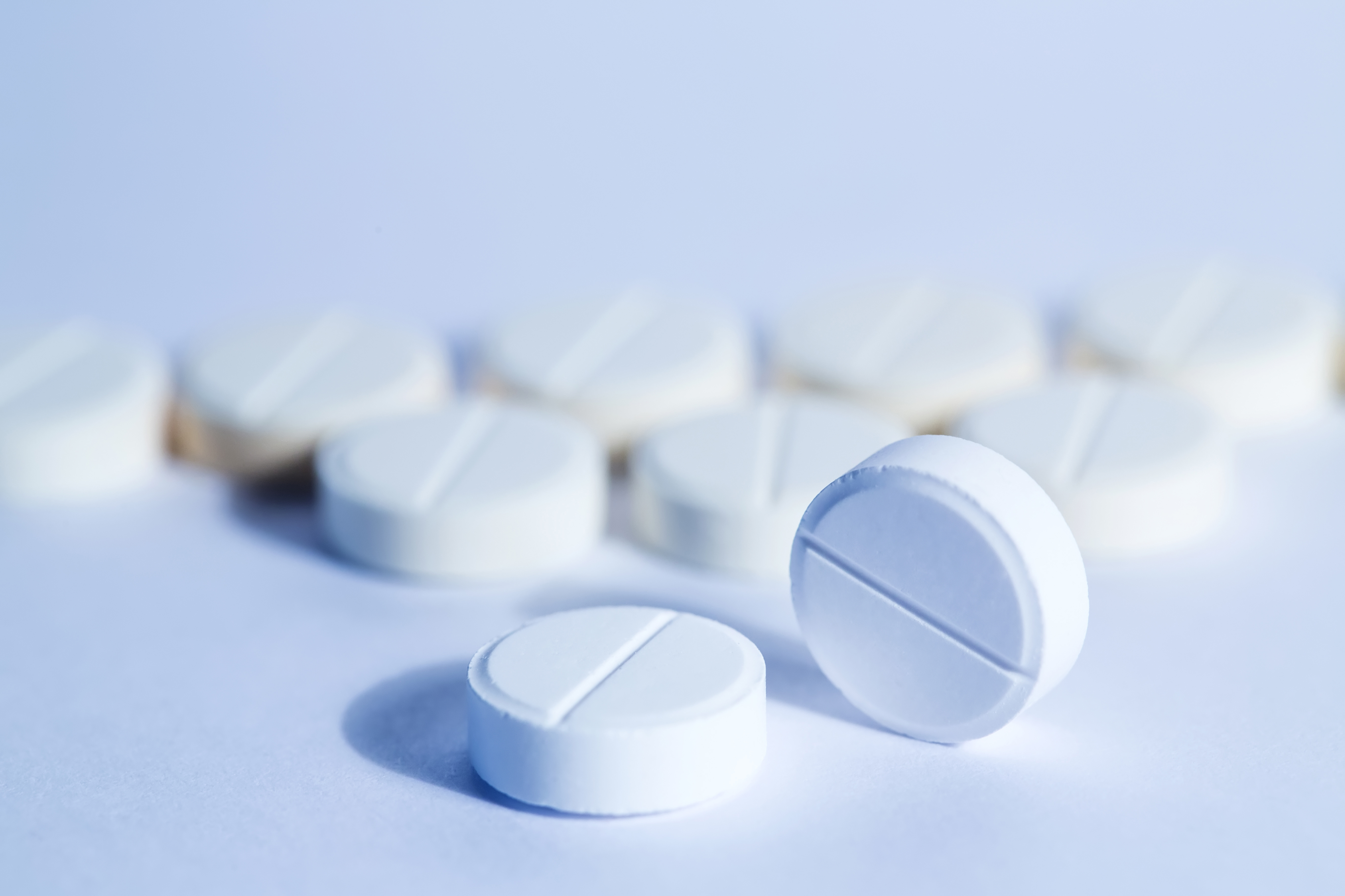 Does aspirin increase risk of AMD? primary image