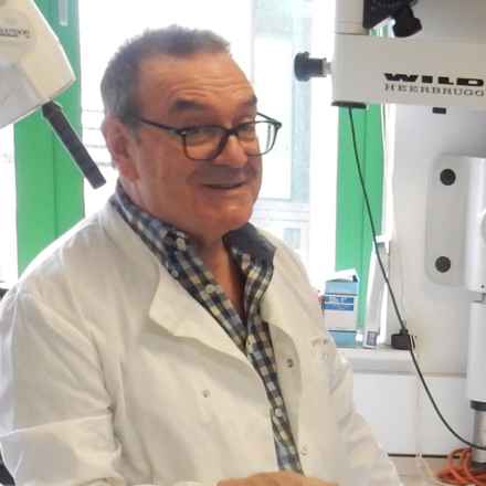 Glen Jeffery in Laboratory