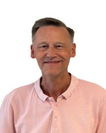 Anthony Thorn's headshot